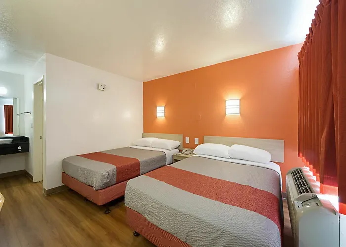 Motel 6-Mcallen, TX